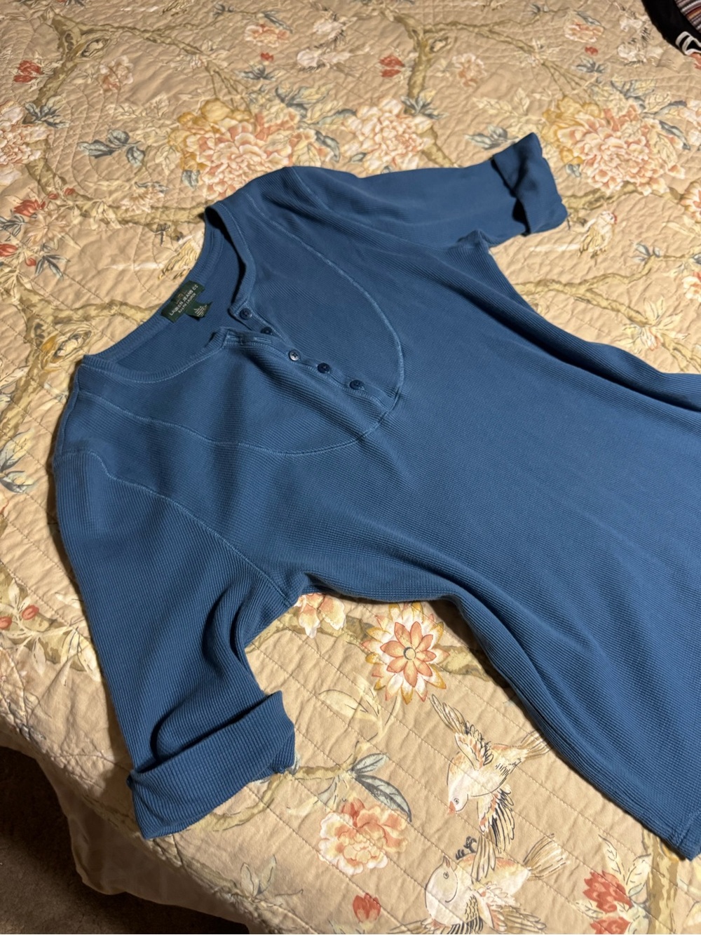 Ralph Lauren top. Size Large.